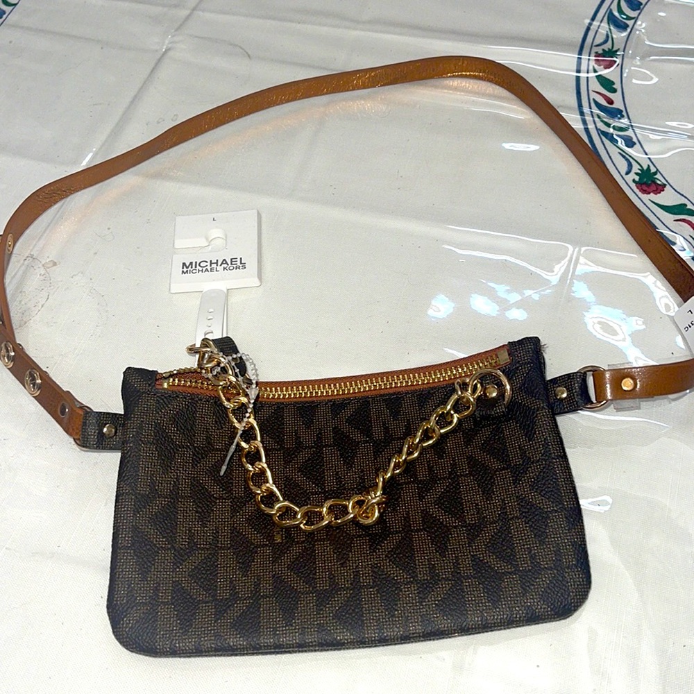 MICHAEL KORS NEW BELTED WALLET SIZE LARGE